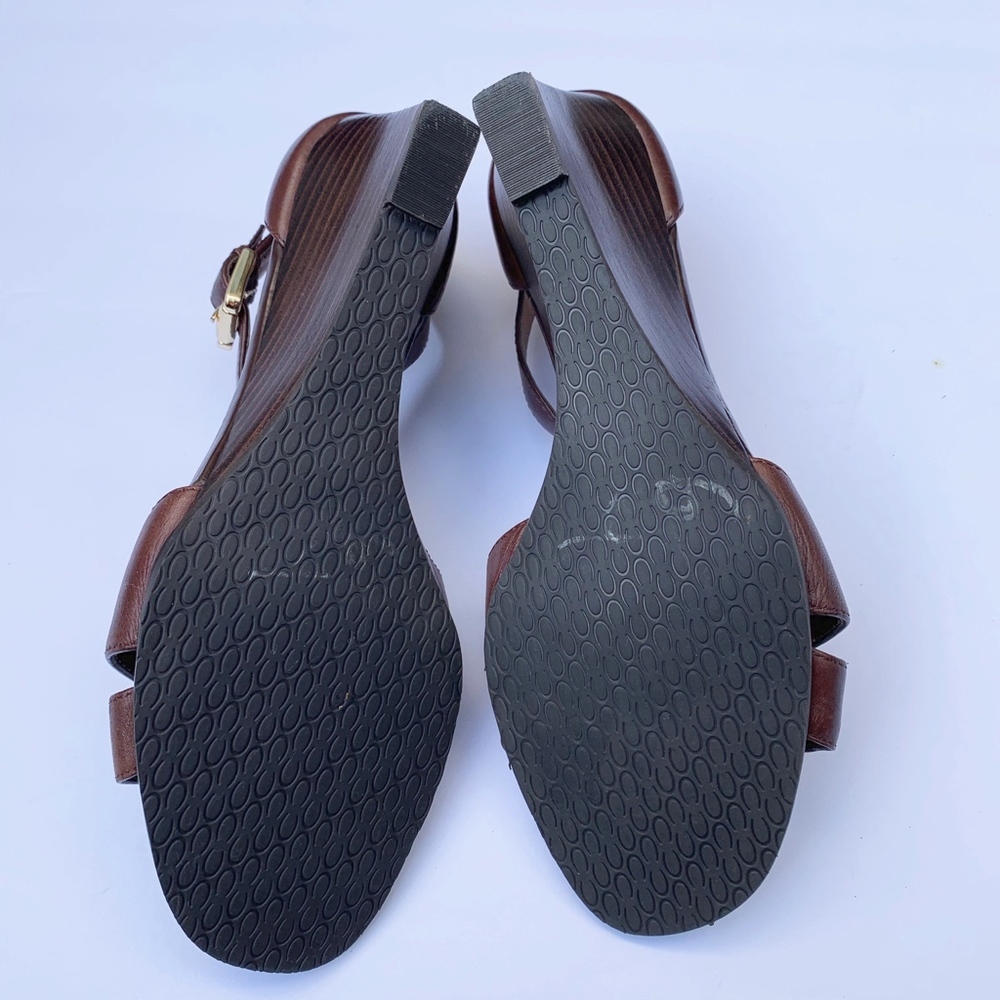 Circa Joan & David Women’s Brown Leather Wedge Sandals Size 7M - Picture 6 of 6